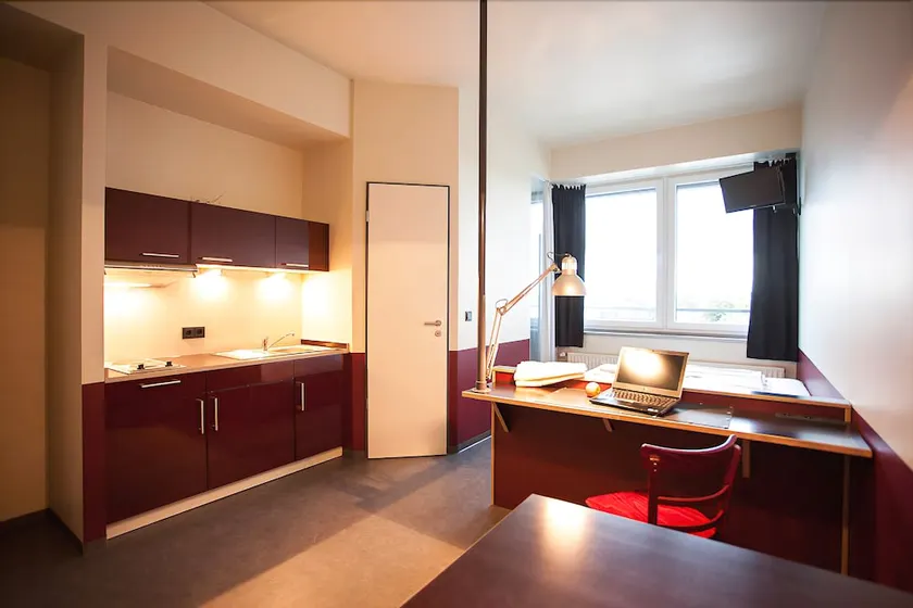 Aparion Apartments Hamburg - Image 1