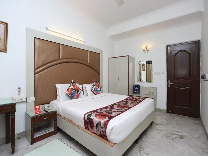 Hotel Imperial Inn - Image 1