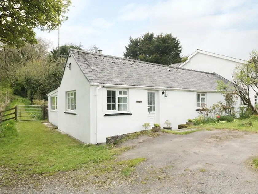 Stoneyford Cottage - Image 1
