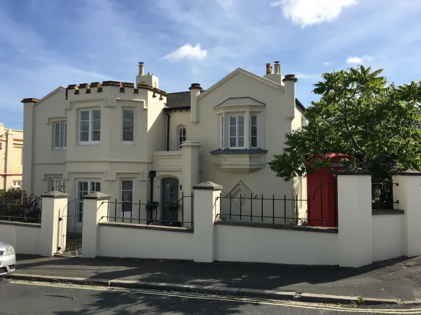 Gothic Cottage - Image 1
