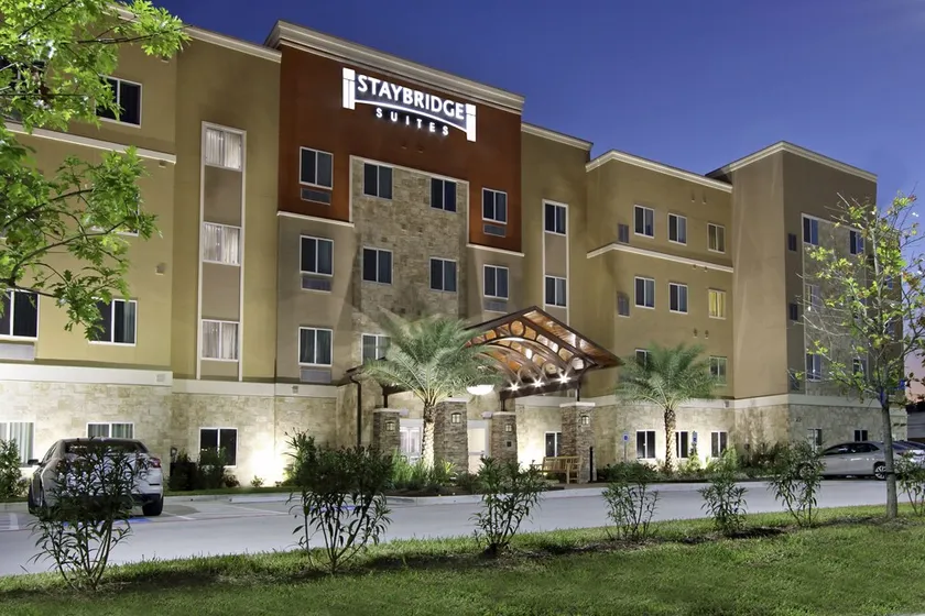Relux at Westchase - Image 1