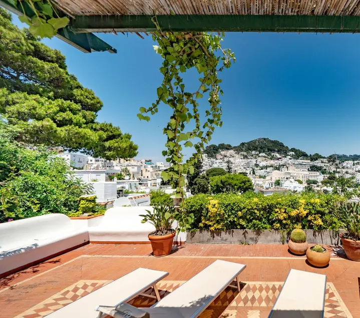 Charming Villa Capri - Image 1