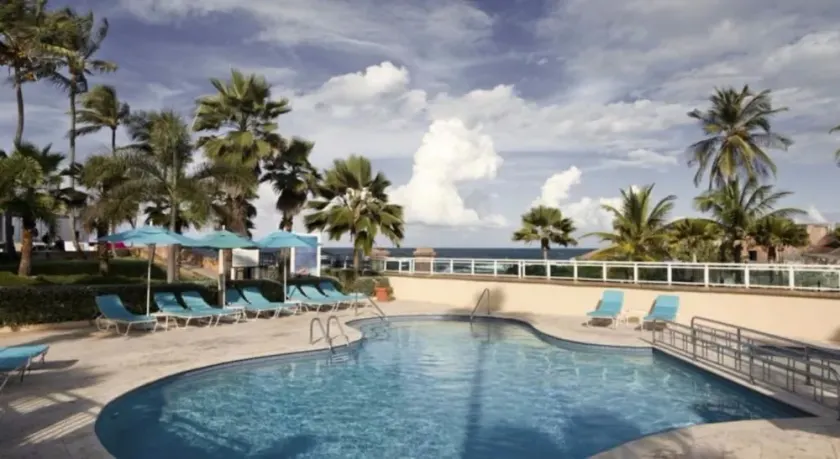 Condado Lagoon Villa Apt - Image 1