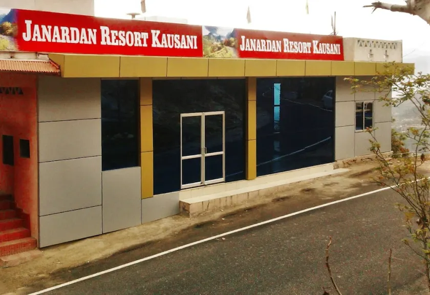 Janardan Resort Kausani - Image 1