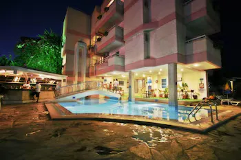 Erdenhan Apart Hotel - Image 1