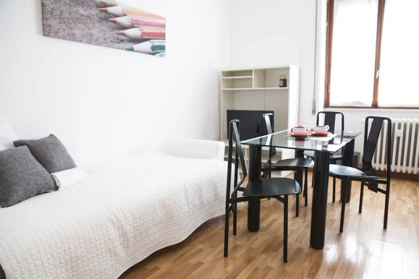 Alessia's Flat - Naviglio Grande - Image 1