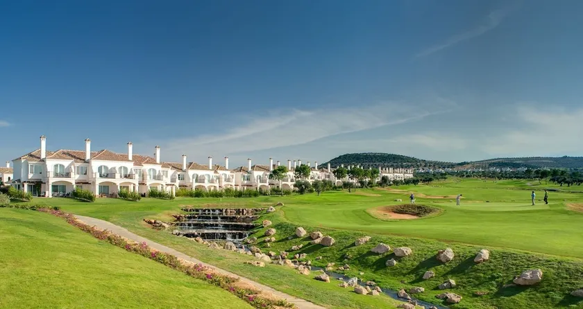 Arcos Fairways - Image 1