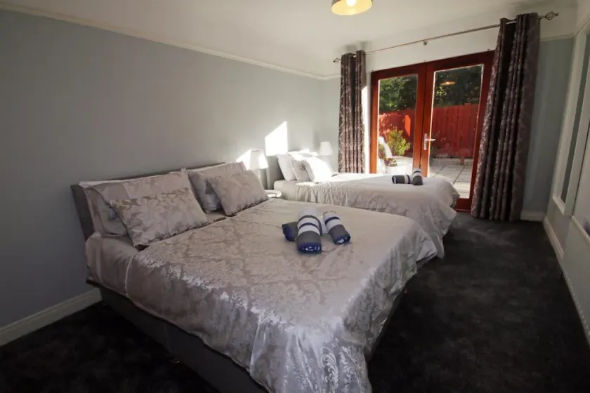 Belfast Modern Apartment - Image 1