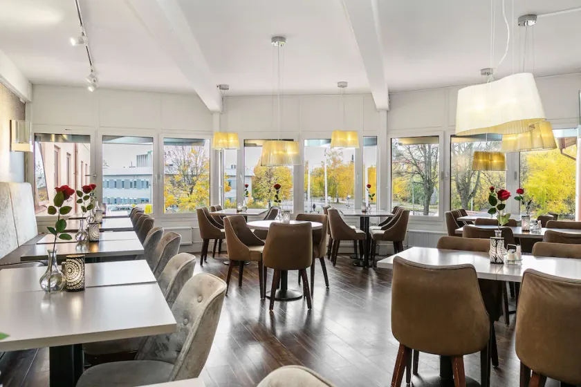 Best Western Ta Inn Hotel - Image 1
