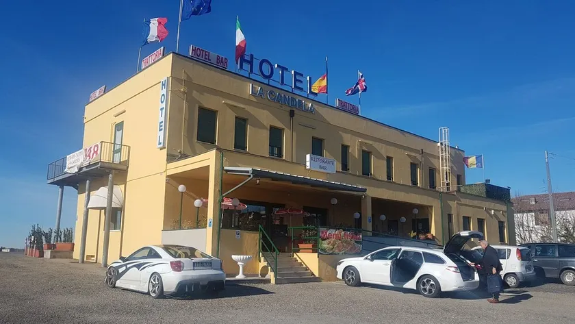 Hotel la candela - Image 1