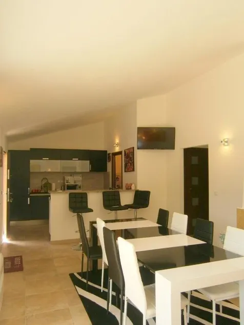 Lidia - Private heated pool Chalet 4 - Image 1