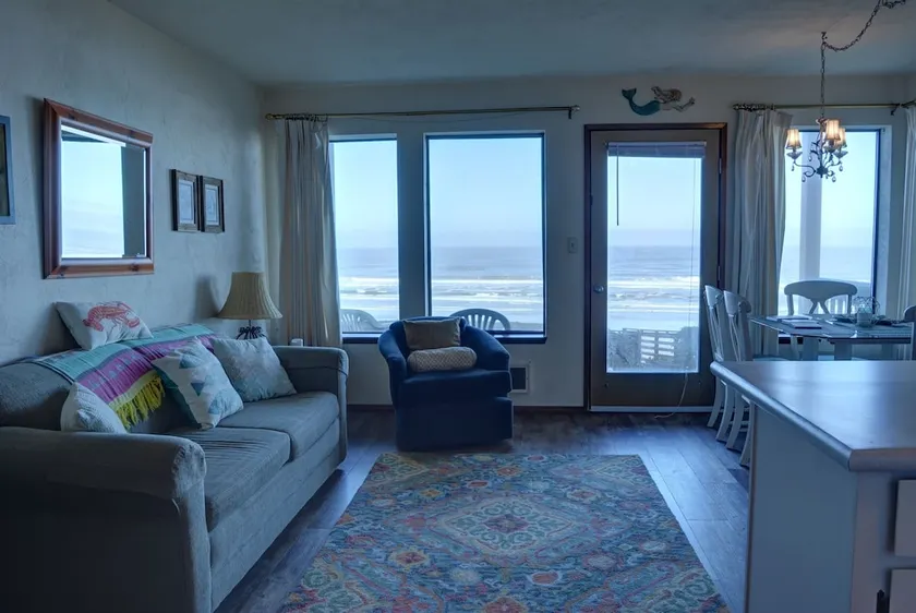 Little Bit O'heaven 1 Bedroom Condo - Image 1
