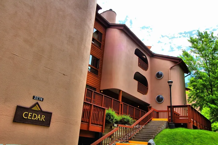 Streamside at Vail Private 1BR Condo with Stunning Views - Image 1