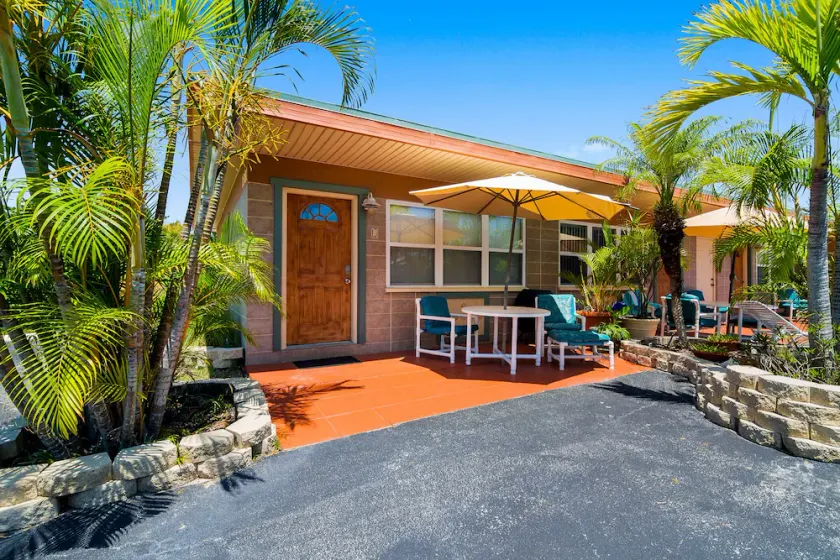 Coco Sands Studios - Image 1