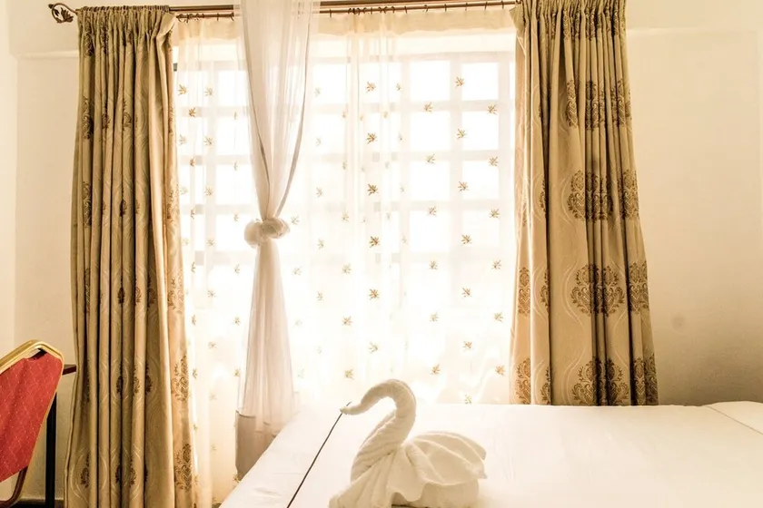 Shadenet Hotel - Image 1