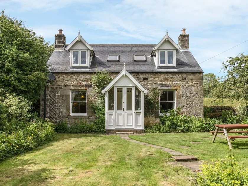 Old Hall Cottage - Image 1