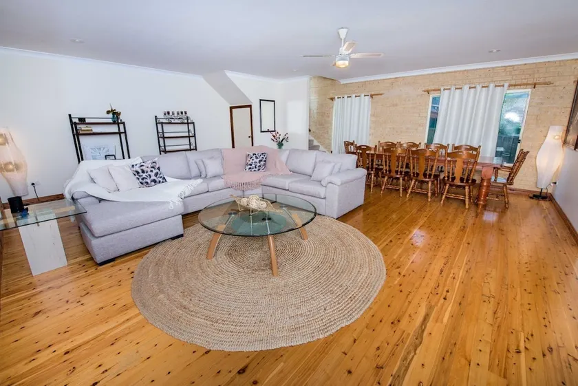 Leonard Ave 1/39 - Shoal Bay - Image 1