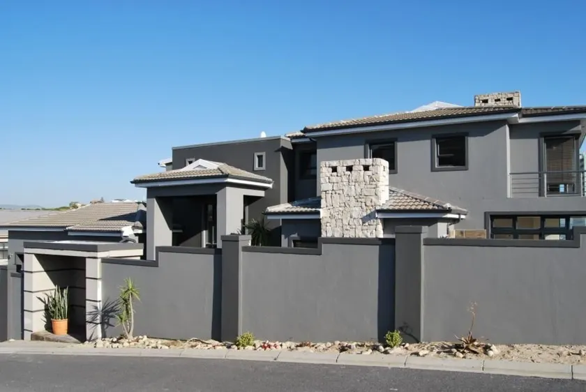 Luxury Mountain View Villa - Image 1