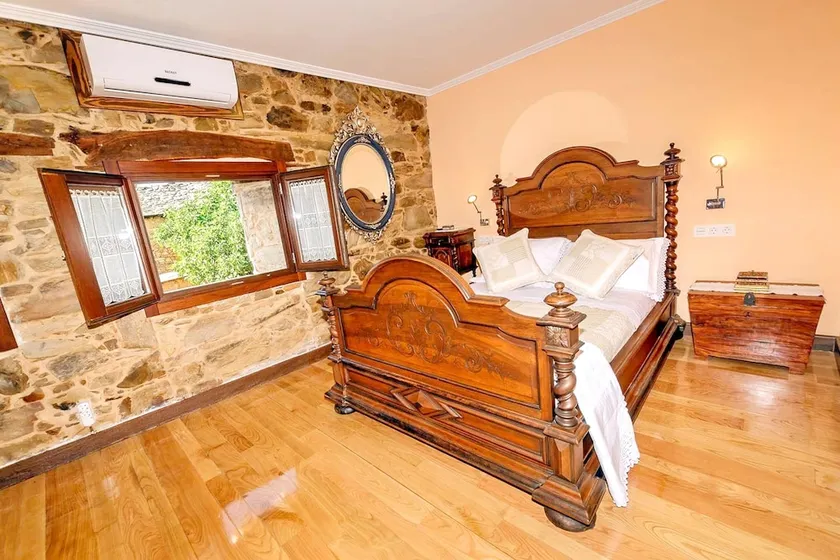 House With one Bedroom in San Juan de la Mata, With Wifi - Image 1