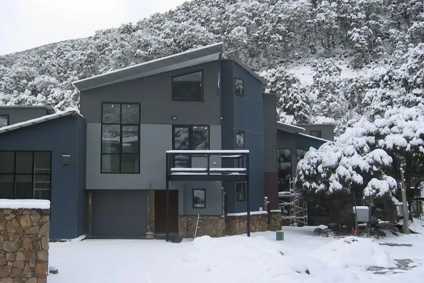 Snowstream 4 - Image 1