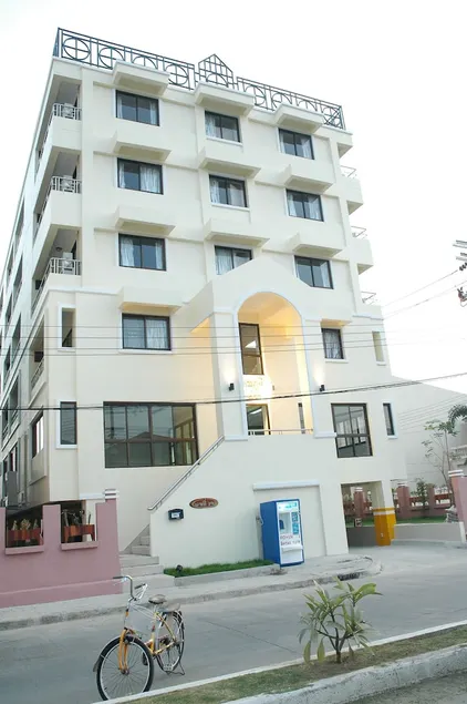 Suvarnabhumi Apartment - Image 1