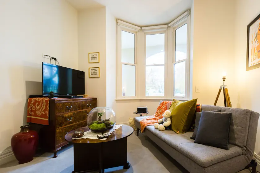 ALIA, 1BDR Fitzroy Apartment - Image 1