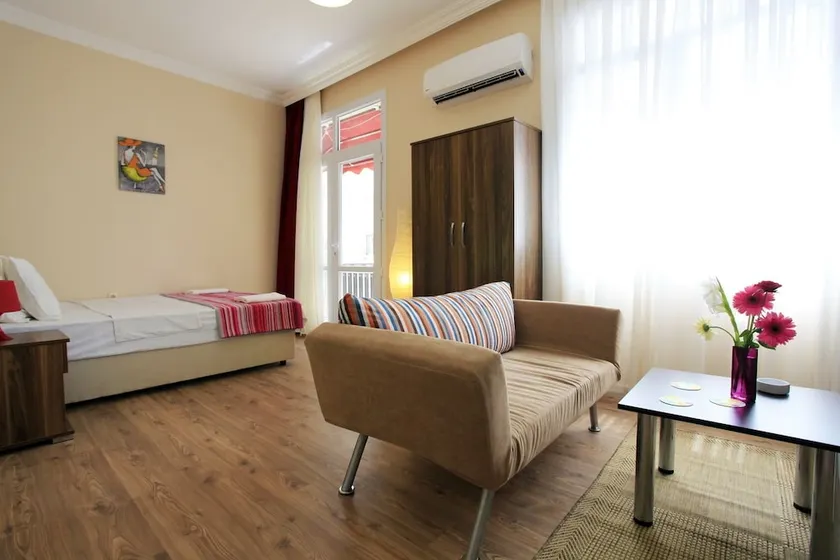 Alsancak City Hostel - Image 1