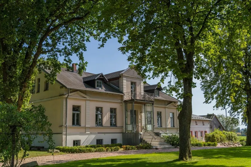 Gutshof Groß Behnkenhagen - Image 1