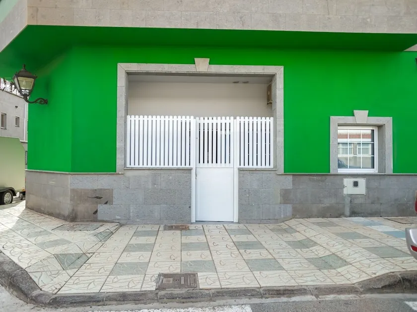 Lovely Holiday Home in Castillo del Romeral near Seabeach - Image 1