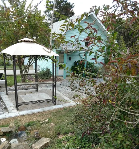 McCali Manor - Image 1