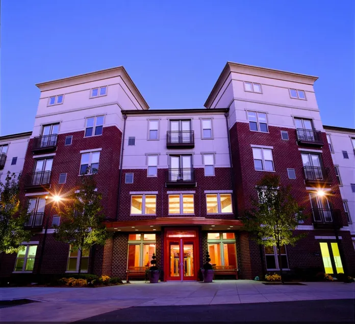 Global Luxury Suites next to Providence Place Shopping Mall - Image 1