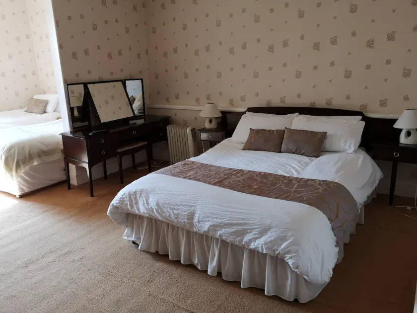 The Station Hotel Elgin - Image 1