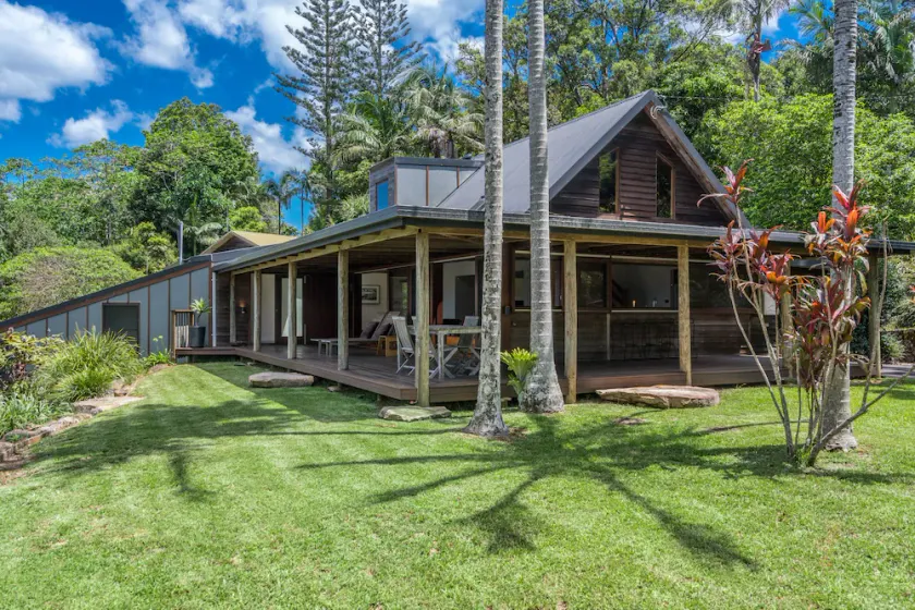 Your Luxury Escape - Cedar View - Image 1