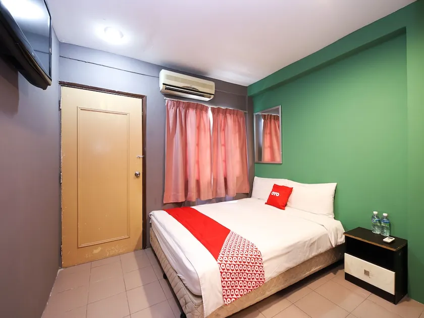 Alor Street Hotel - Image 1
