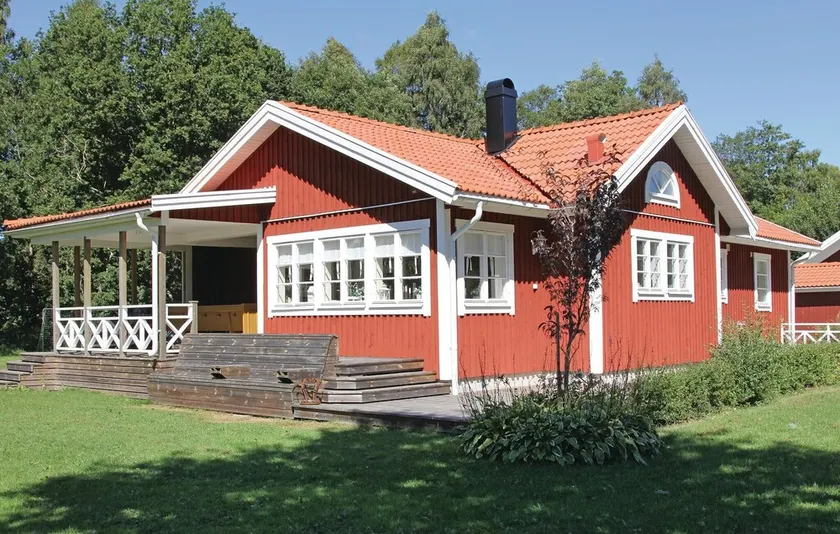 Stunning Home in Löttorp With 4 Bedrooms and Wifi - Image 1