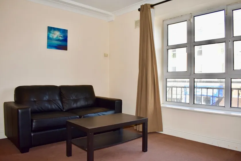 Apartment Amazing Central Location - Image 1