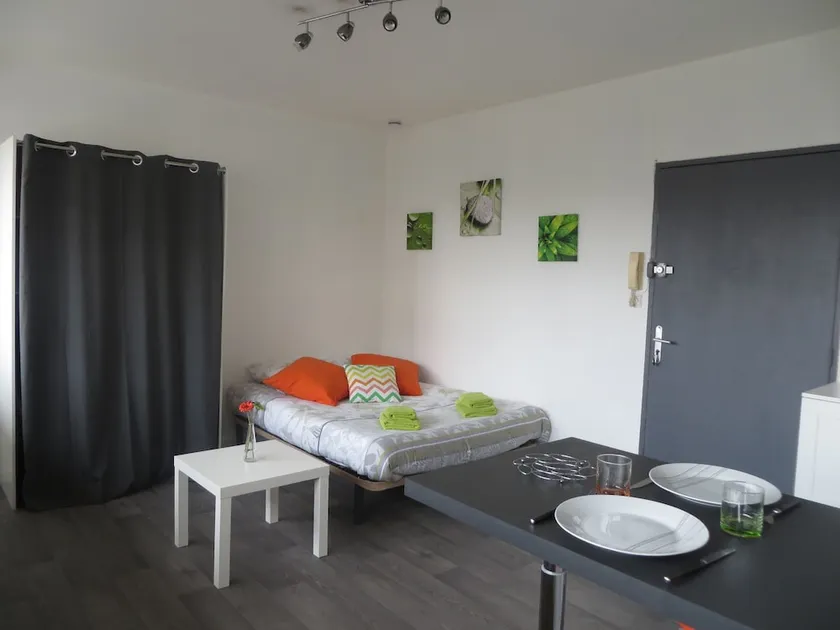 Appartement parc des expositions - Image 1