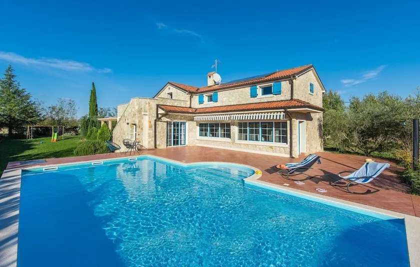 Villa Mia - Image 1