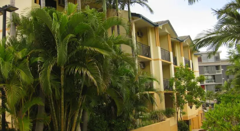 Sapphire Resort - Image 1
