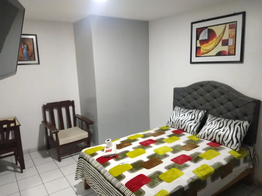 Hostal Lima Norte - Image 1