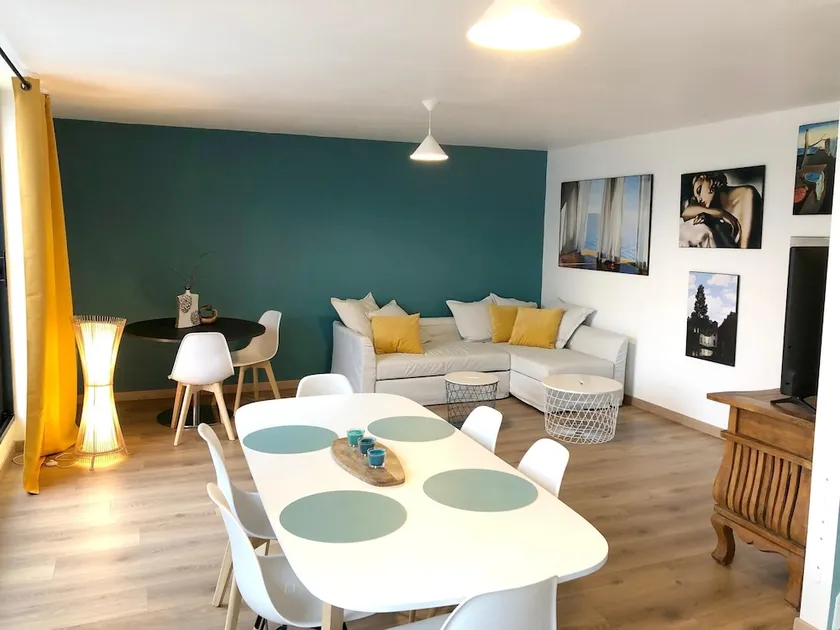 Maison de 3 chambres a Locquirec a 50 m de la plage avec vue sur la mer terrasse amenagee et wifi - Image 1