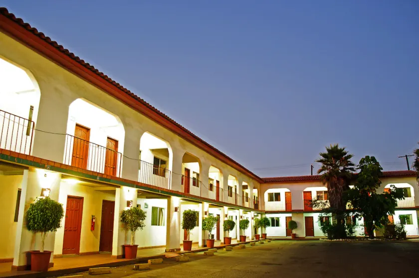 Hotel El Sausalito - Image 1
