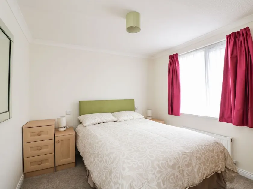 Pine Tree Lodge - Image 1