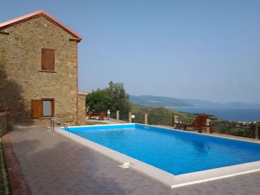 La Torretta Di Pollica - Image 1