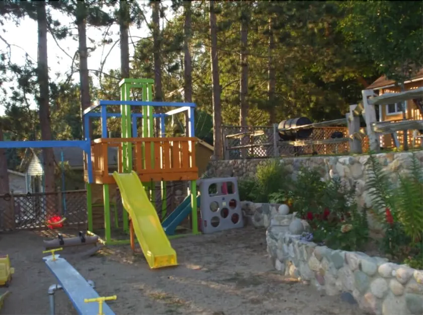 Crooked Lake Resort Cabin 4 (Eagles Nest) Holiday home 3 BestStayz.1 - Image 1