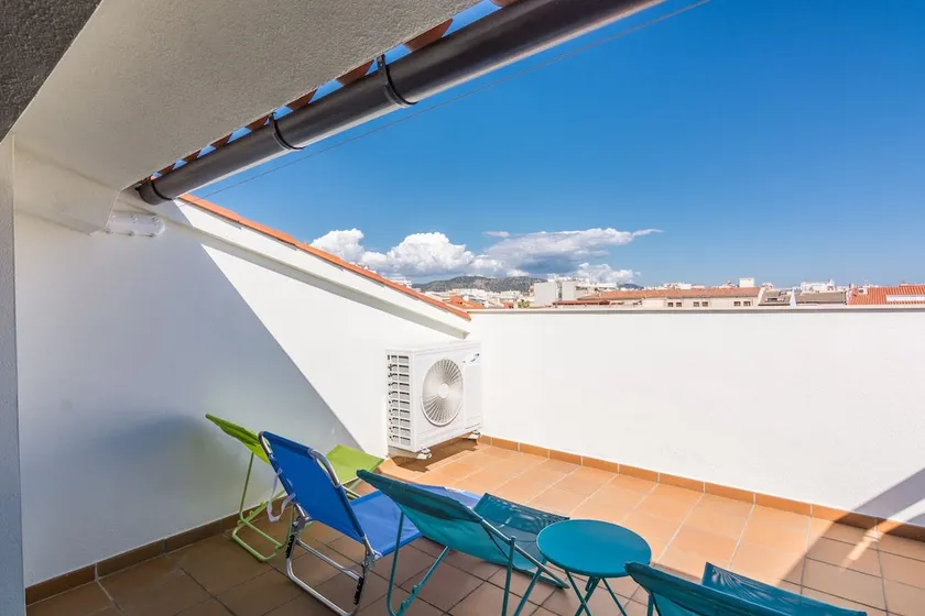 HomeHolidaysRentals Ilusion - Image 1