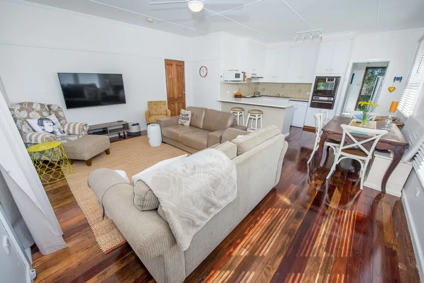 Bluey's Beach House - Fingal Bay - Image 1