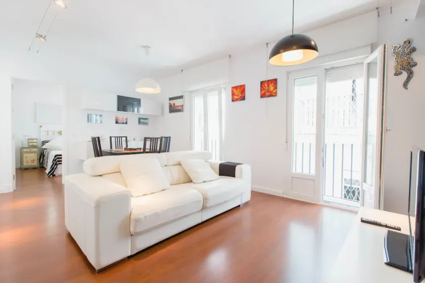 Apartamento a un pasito del mercado - Image 1