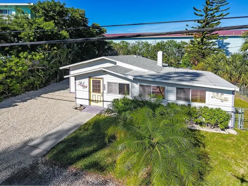 C&K's Island Retreat - Image 1