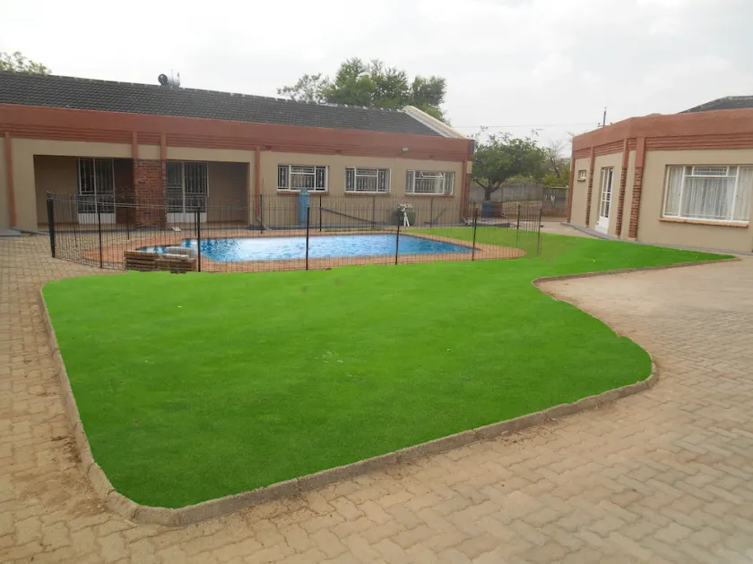 Pebble Rock Lodge - Image 1